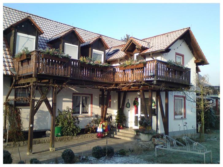 Kirschberghof Gaestehaus Und Weinverkauf Зоммергаузен Екстер'єр фото